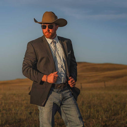 Montana Silversmiths Western Lifestyle Braided Leather Cord Silver Finished Arrow Pointed Tips Southwestern Style Bolo Tie