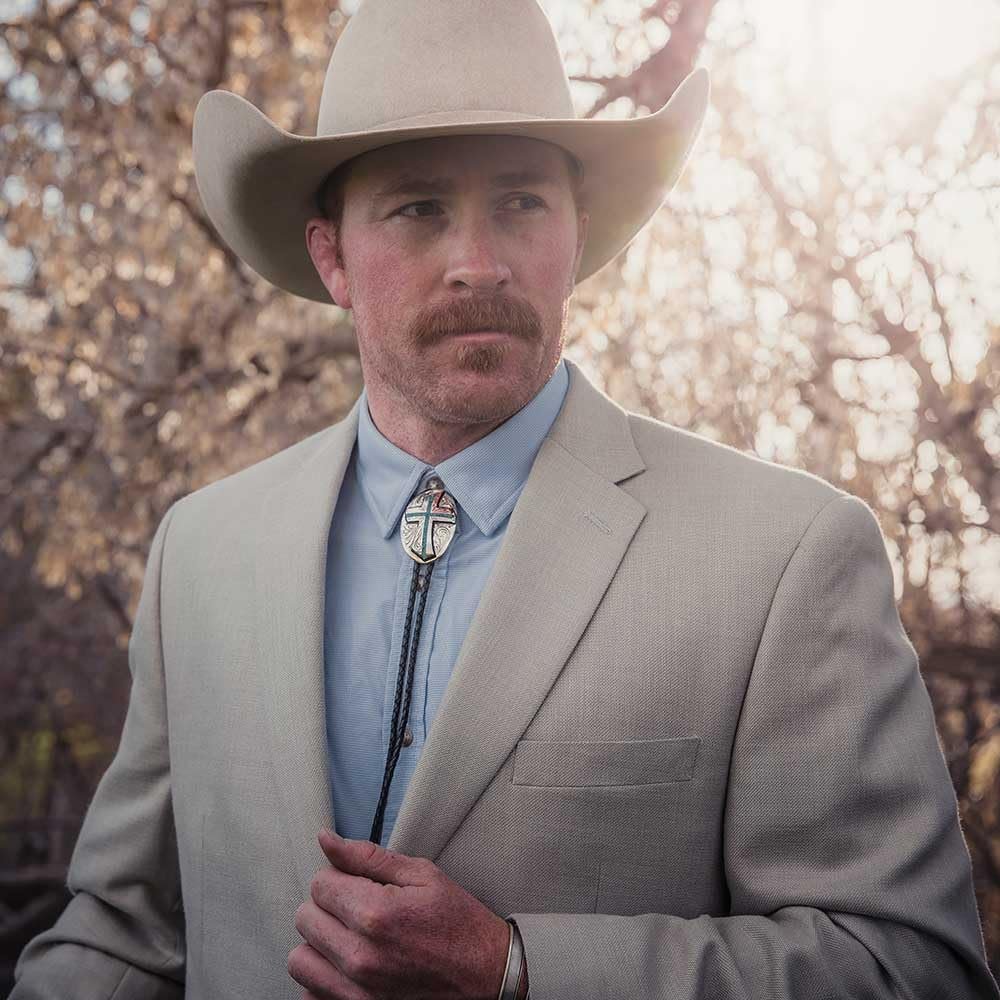 Montana Silversmiths Western Lifestyle Braided Leather Cord Silver Finished Arrow Pointed Tips Southwestern Style Bolo Tie