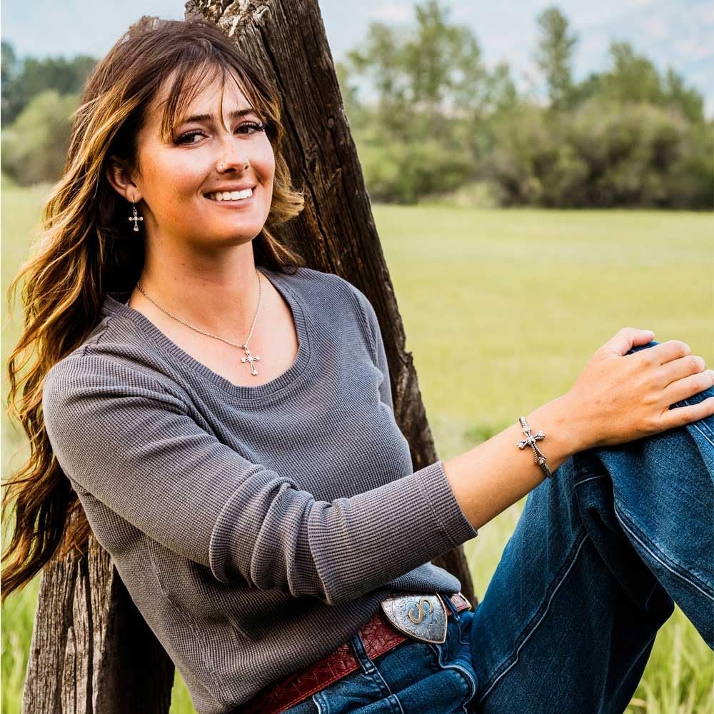 Montana Silversmiths Western Lifestyle Women's Cross Necklace