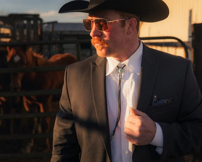 Montana Silversmiths Western Lifestyle Braided Leather Cord Silver Finished Arrow Pointed Tips Southwestern Style Bolo Tie